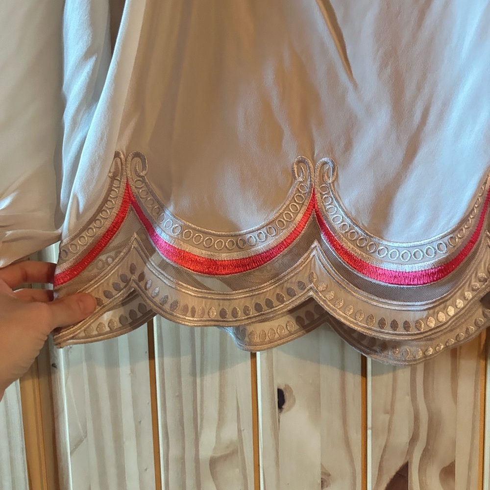 Lilly Pulitzer Off-Shoulder Cream Top - Picture 4 of 8